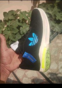 Adidas Men's Black Sneakers Size UK 9