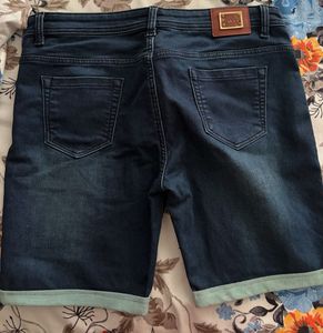 Stylish Denim Bermuda Shorts