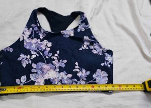 GapFit Blackout Floral Sports Bra