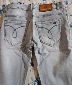 Light Wash Denim Jeans