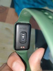 amazfit band 7 gps Stylish Green Smart Ban