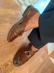 Men's Brown Textured Sandals