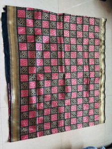 Elegant Pink &amp; Black banarsi Silk Saree