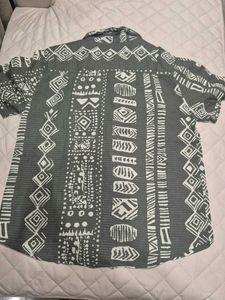 Stylish Men's Printed Short Sleeve Shirt