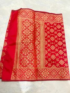 Dupptas Banarasi Set Of 2 Colr