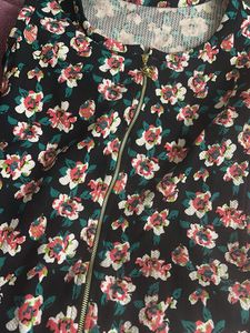 Floral Kurti In Slit Cut pattern
