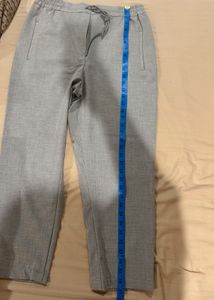 Zara - Gray Cropped Casual Pants