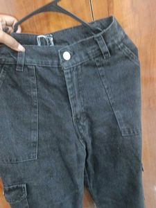 Black Cargo Jeans