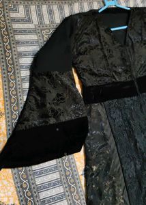 Elegant Black Lace dubai abaya