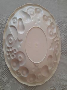 Beautiful  decorative Salad tray.