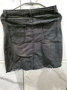 short denim skirt for women