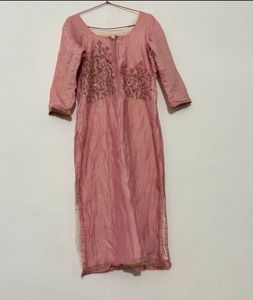 Elegant Pink Embroidered Kurta