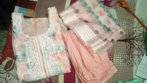 Womens Pink Kurta Sets With Dupatta.