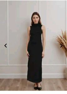 High Neck Sleeveless Cut-Out Back Maxi Shea