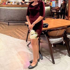 Elegant Velvet Party Dress