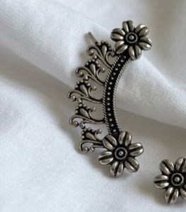 combo of 2 trendy earrings 🔥