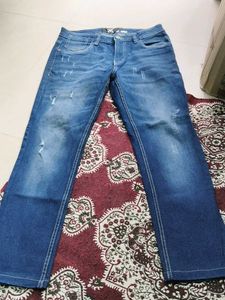 straight fit jeans