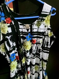 Beautiful Sleeveless White And Black Floral Dress