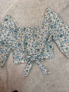Floral Print Long Sleeve Crop Top