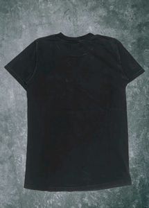 2000s Fruit of the Loom Bat Skeleton Tshirt