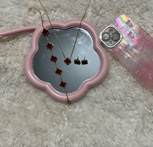 Elegant Clover Necklace, Bracelet &amp; Earrings Set