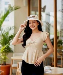 Chic Bow Detail Peplum Top
