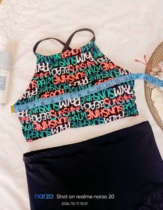 Trendy Bikini Set with Lace Trim