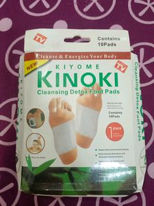 Kinoki Cleansing Detox Foot Pads ❣️