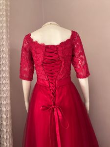 RED LACE GOWN