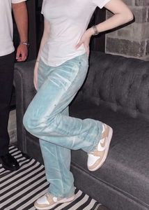 Trendy Light Blue Wash Jeans | UNISEX*