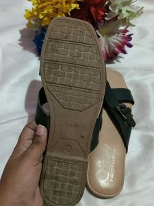 Stylish Black Strap Sandals