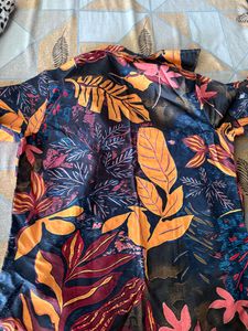 Vibrant Floral Print Button-Up Shirt