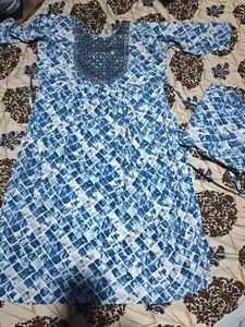 Nayra Cut Printed Kurta Set