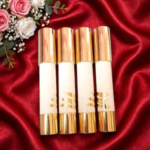 Pack of 4 MyGlamm Perfect Curves Matte Lip Crayon