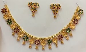 Elegant Floral Necklace & Earring Set