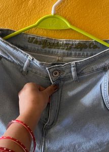 Light Wash straight fit Jeans