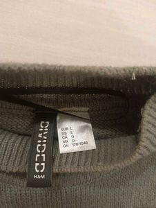 H&amp;M Striped Neck Cropped Sweater