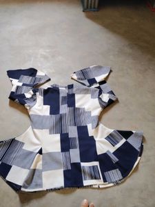 combo of 2 women's tops