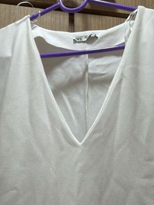 Zara Elegant White V-Neck Midi Dress
