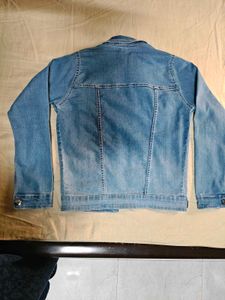 Denim Jacket - Stylish &amp; Versatile
