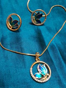 Butterfly Pendant Necklace & Earrings Set