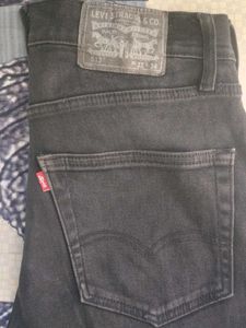 Levi's Premium Black 100 % original niJeans