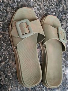 Sandal