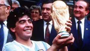 82 crores Maradona Argentina 1986 football jersey