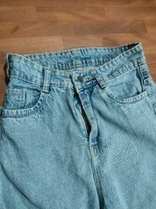 Ripped Wide Leg Jeans