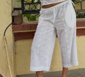 days&days Embroidered White Cropped Pants