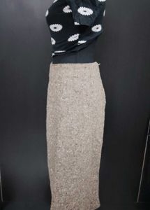 Chic Tweed Midi Skirt