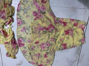 Chic Yellow Floral Puff Sleeve Wrap Top