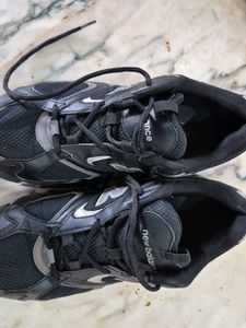 New Balance 408 Black Silver Sneakers