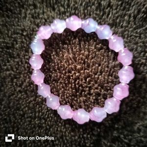 Aestheic bead bracelets for chic look